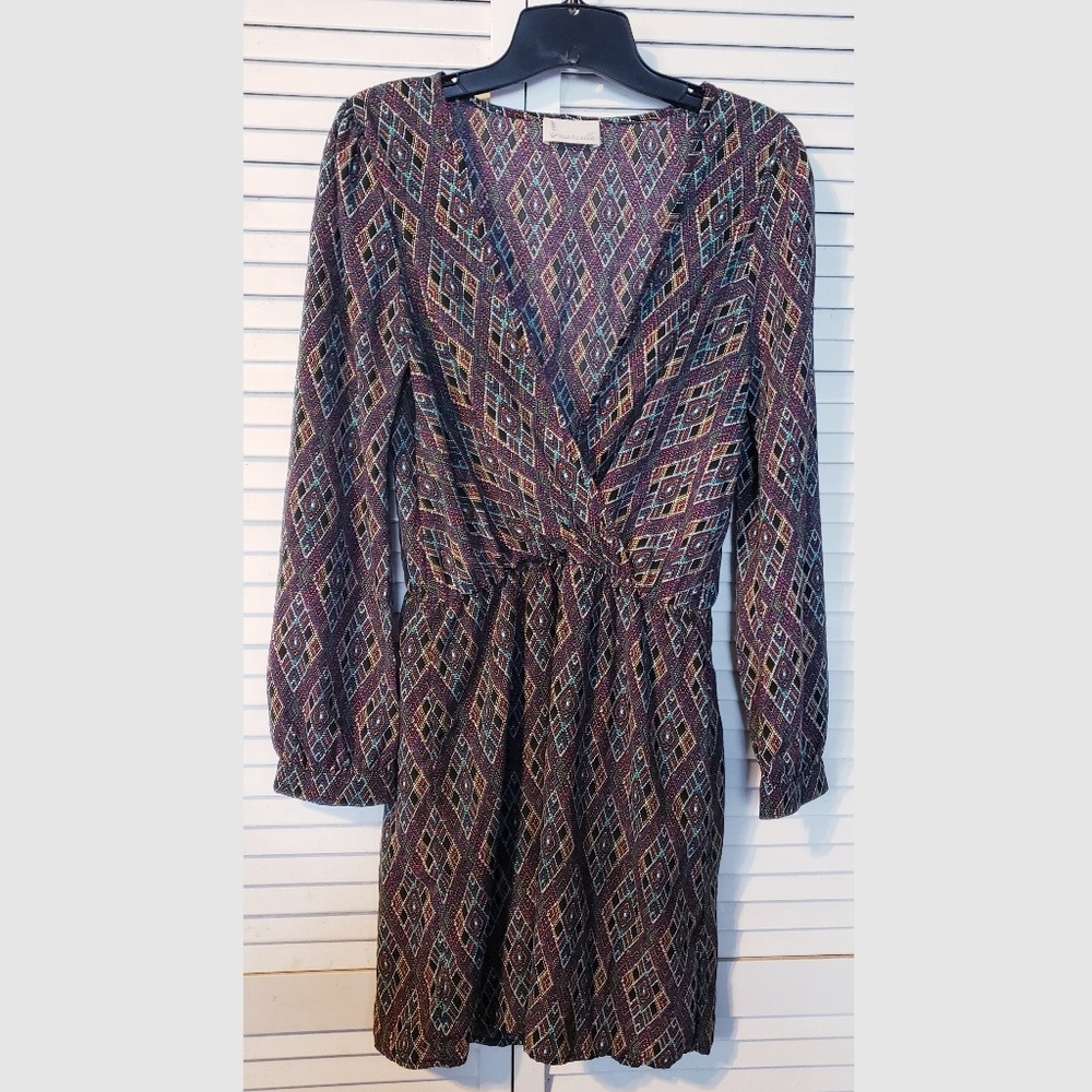 5 for $25! Marcelle Long Sleeve Pattern Faux Wrap Dress sz L?